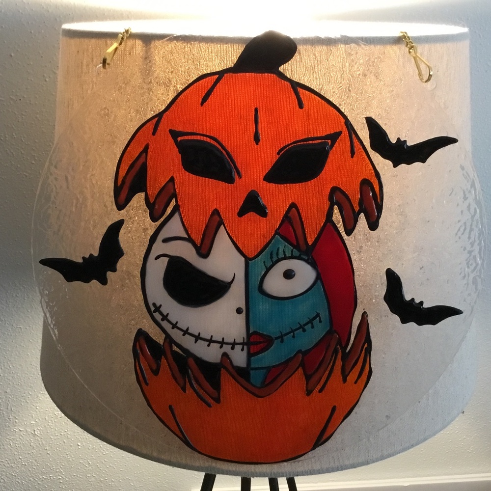 Hand Painted Stained Glass Halloween Decoration on 10 X 10 inch Acrylic Circle. - Picture 6 of 7